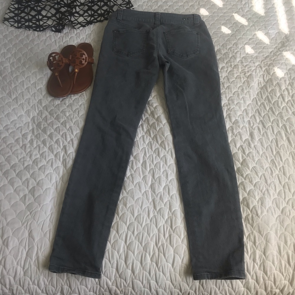 Cabi Jeans - Picture 5 of 8